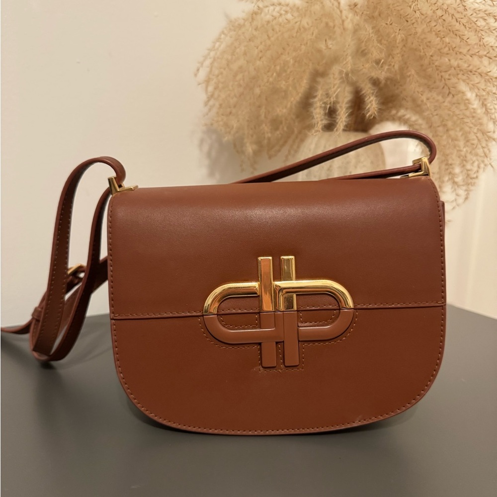 Pedro Elegant Tan Crossbody Bag - Picture 2 of 9